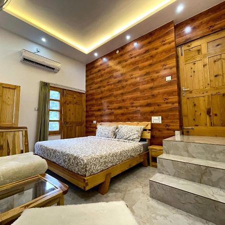 The Wild Yak Otel Mandi Dış mekan fotoğraf