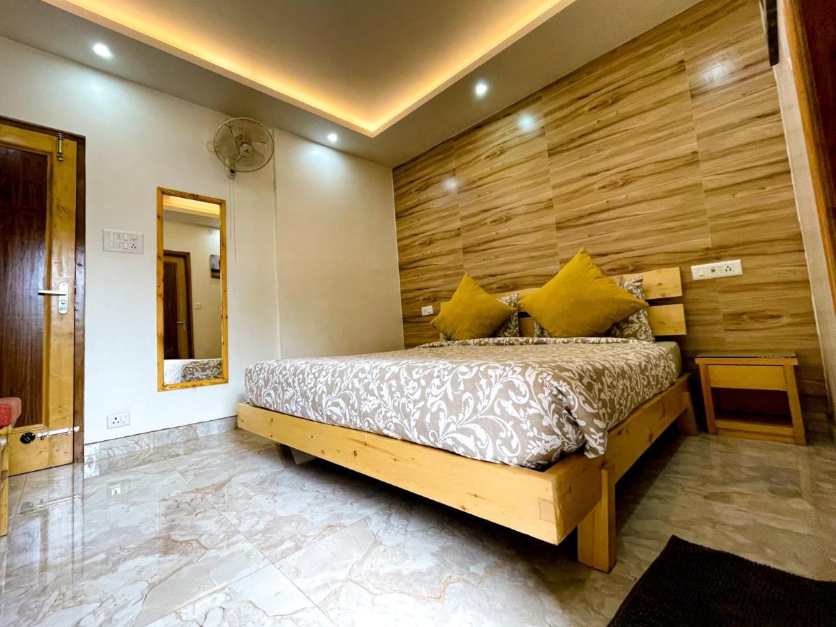The Wild Yak Otel Mandi Dış mekan fotoğraf