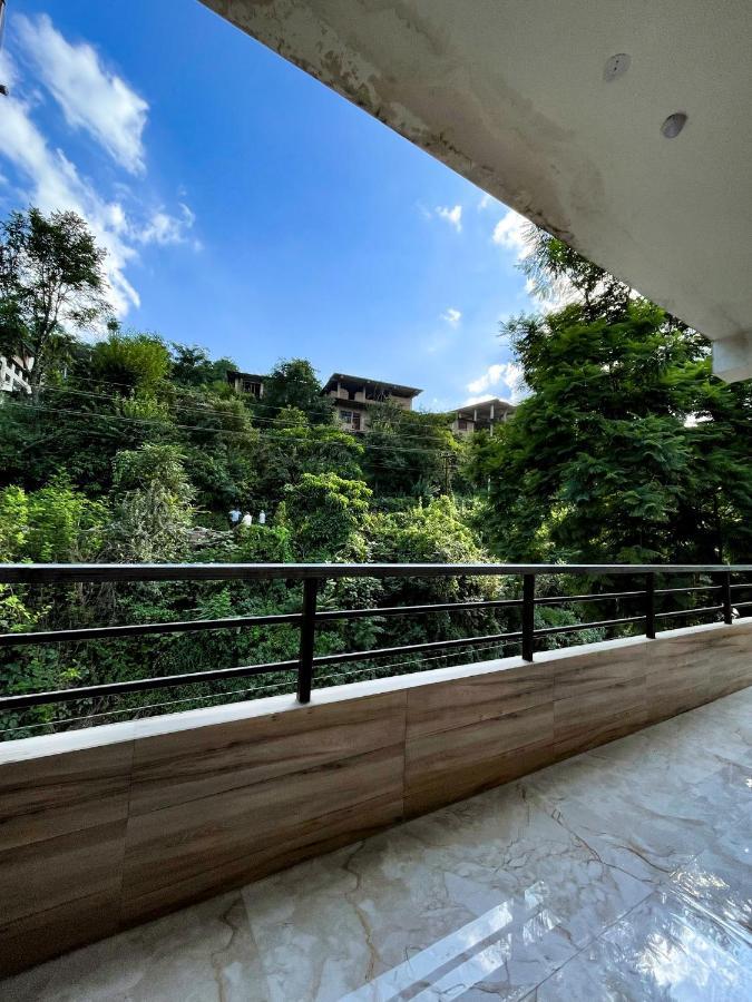 The Wild Yak Otel Mandi Dış mekan fotoğraf